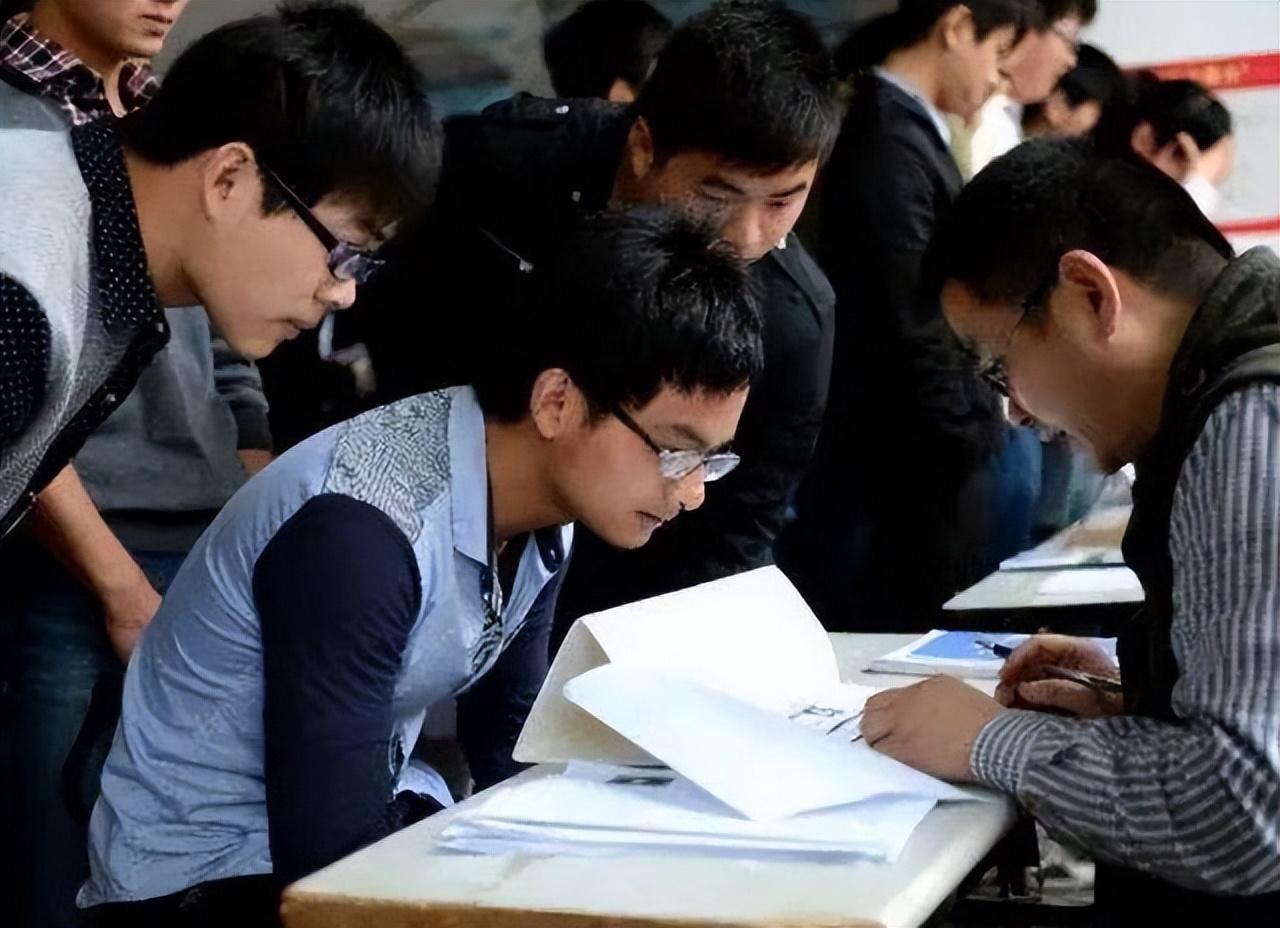 鐵路薪資改革邁入新時代，科技重塑未來，最新動態(tài)揭示變革趨勢