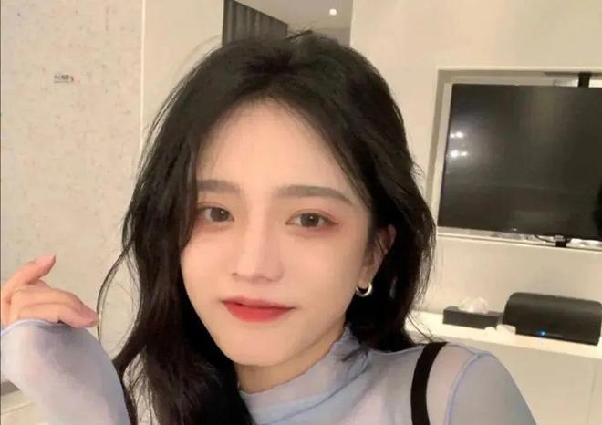 最新長發(fā)美女視頻，心靈與自然的絕美之旅