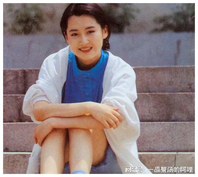 重磅推出，演員楊青科技新品，引領(lǐng)未來生活新潮流！