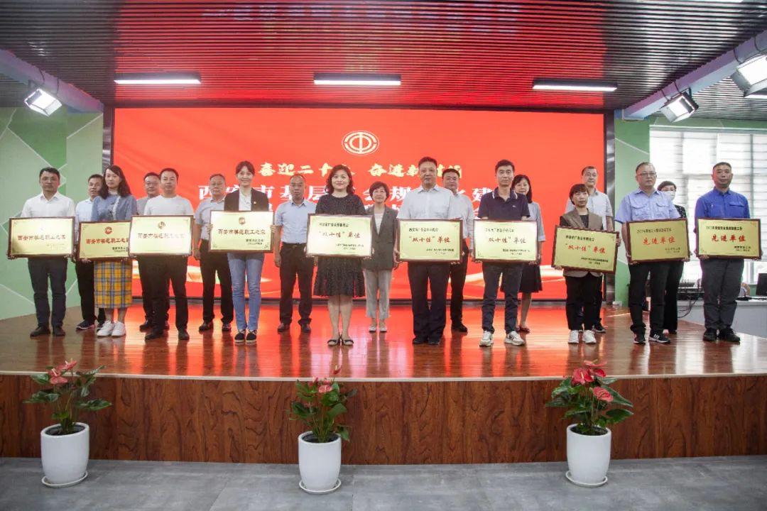 灃京工業(yè)園最新招聘，人才吸引與產(chǎn)業(yè)發(fā)展雙刃劍的挑戰(zhàn)與機(jī)遇