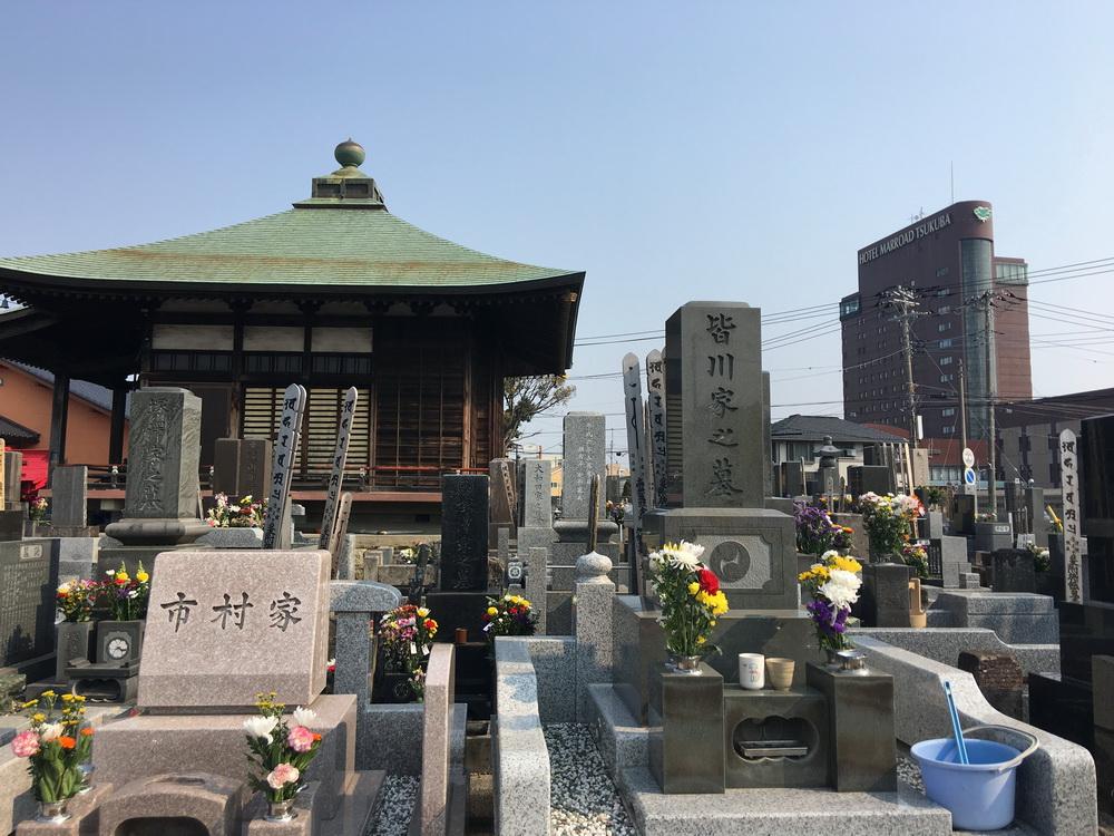 最新墓地圖片與小徑特色小店，探尋安寧之地的獨(dú)特韻味