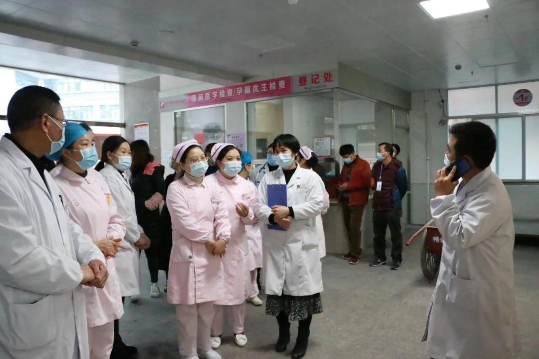 肺炎最新人員動態(tài)，變化帶來力量，學(xué)習(xí)鑄就自信與成就成就之路